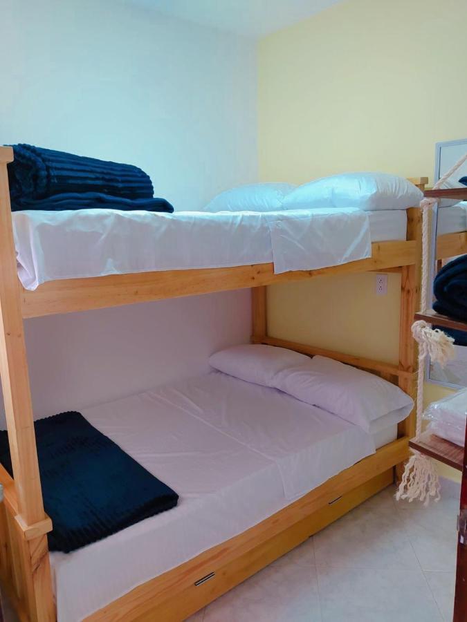 Habitacion Privada En Jardin Cerca Al Parque Hotel Eksteriør billede