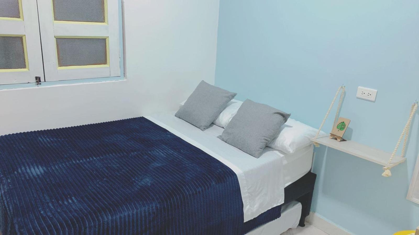 Habitacion Privada En Jardin Cerca Al Parque Hotel Eksteriør billede